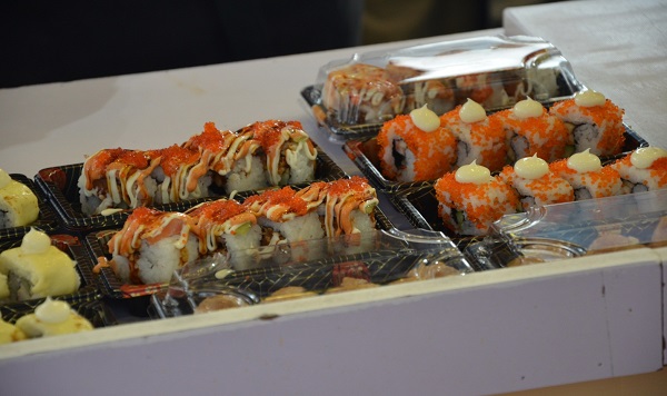sushi rolls.jpg